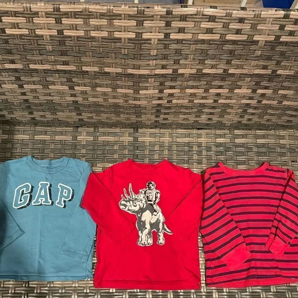 Gap long sleeve bundle 3